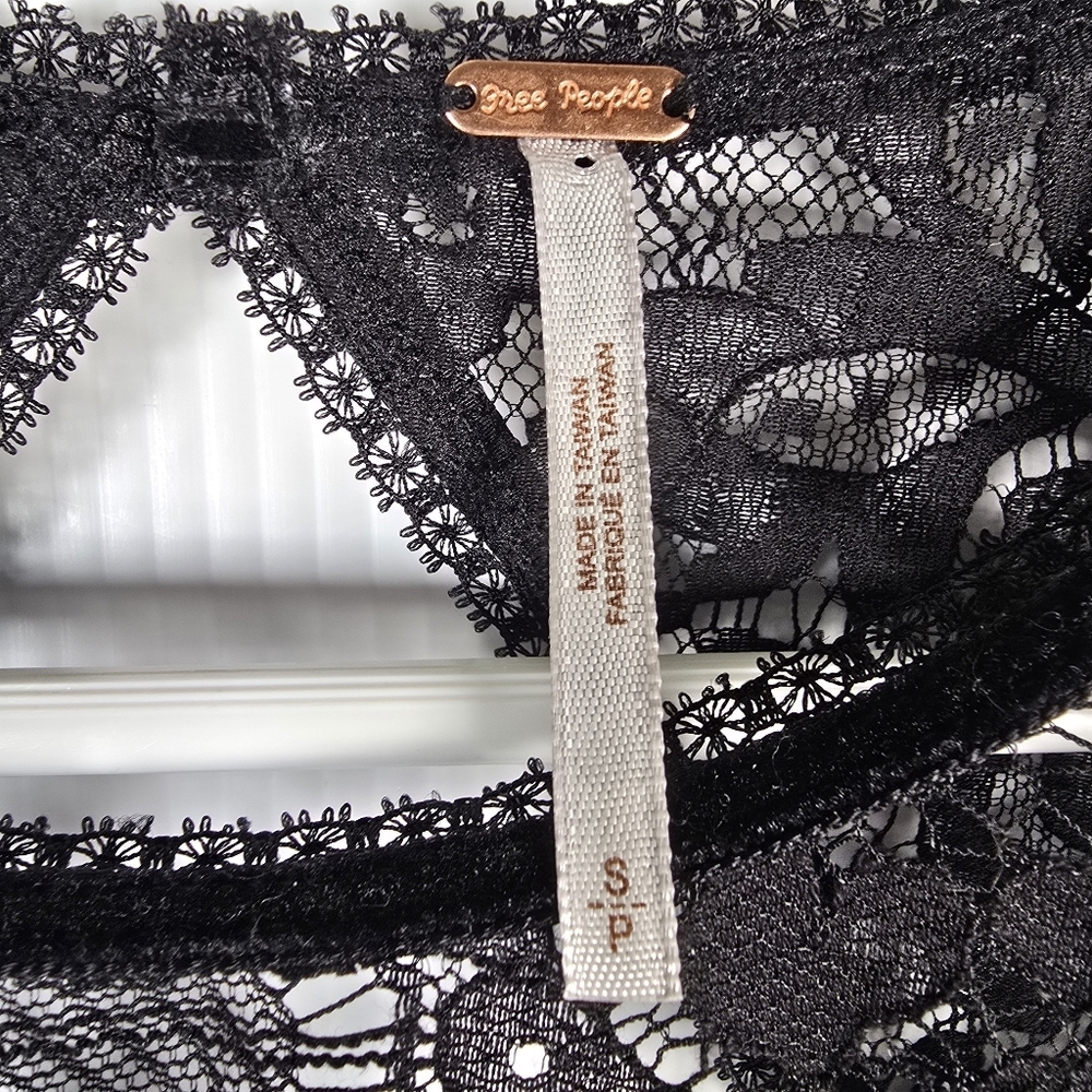 Free People Black Lace Dress with Pink Geometric Patterns Black Slip Under SizeS - Picture 7 of 13